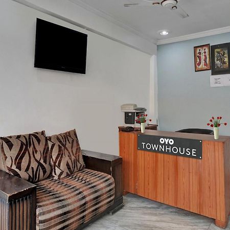 Hotel Collection O Samira Residency Near Botanic Garden Of Indian Republic Noida Exteriér fotografie